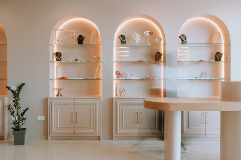 NAILS & BEAUTY SPA